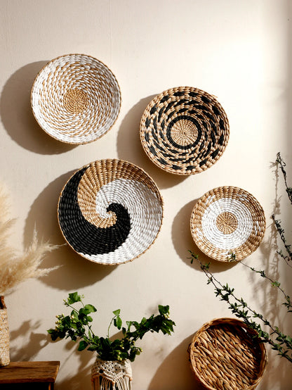 Woven Seagrass Wall Basket