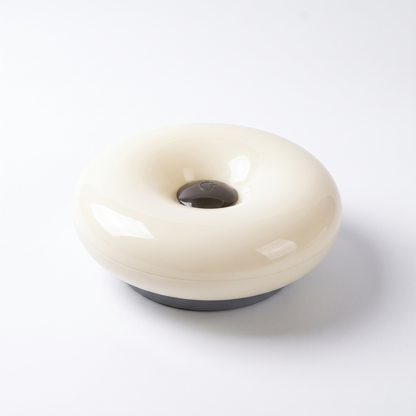 Donut table lamp – White, on a white background