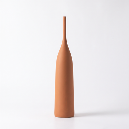 Handmade Morandi ceramic vase – Terracotta Bottle (46 cm), on a white background