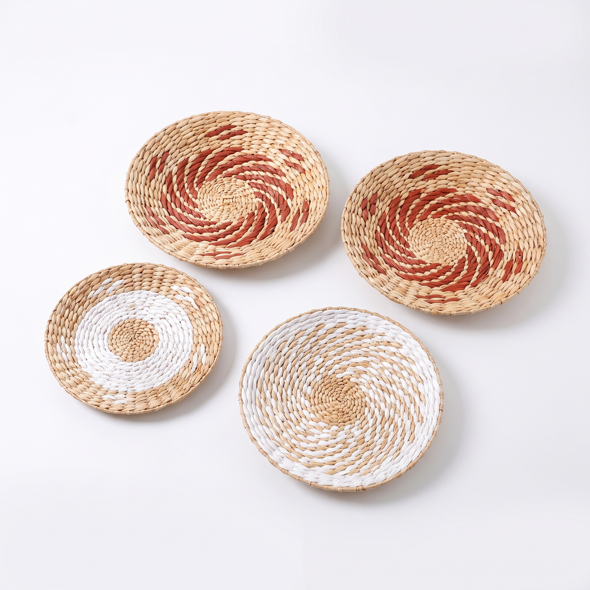 Seagrass woven wall basket – Set of 4 – Terracotta Mix, on a white background