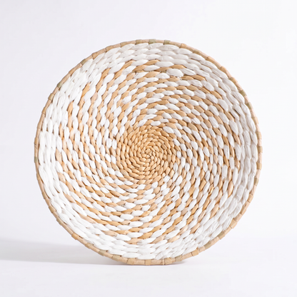 Seagrass woven wall basket – White Spiral II (30 cm), on a white background